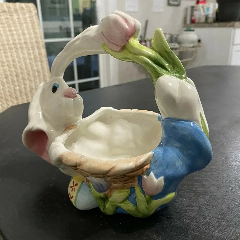 Vintage WCL Figural Bunny Rabbit Ceramic Basket Candy Bowl Dish Flowers Easter